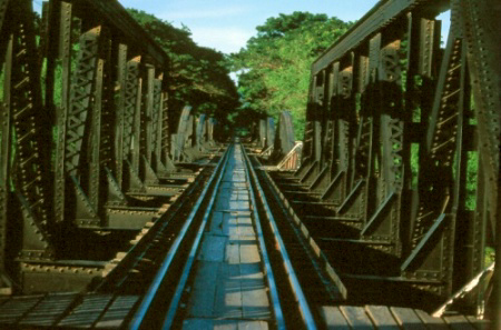 Kwai Köprüsü